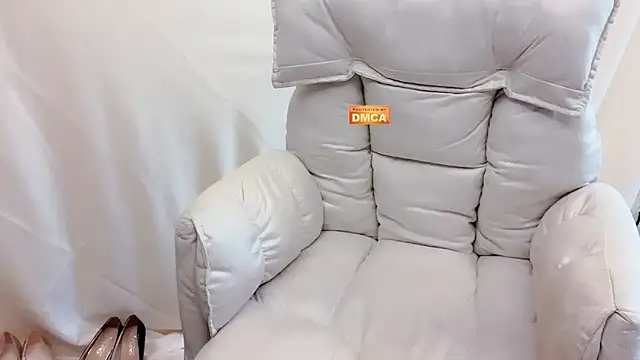 Tw Zoella online show from March 12, 2026, 4:07 am