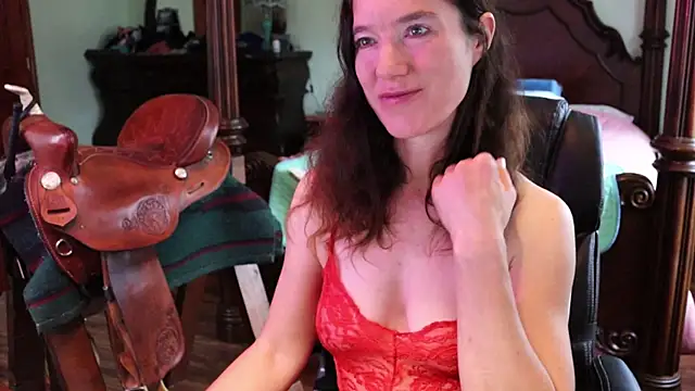 thornburyrose online show from April 15, 2026, 5:28 pm