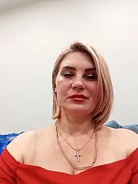 JennyOMay online show from March 22, 2025, 2:36 pm