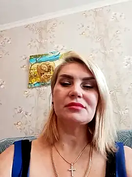 JennyOMay online show from March 18, 2025, 8:06 am
