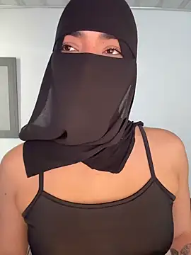 Snapshot of radiagazali chatting on February 4, 2026, 5:30 pm radiagazali online show from February 4, 2026, 5:30 pm