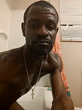 Snapshot of Maculine_Stayr chatting on December 30, 2024, 4:53 am Maculine Stayr online show from December 30, 2024, 4:53 am