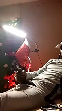 Snapshot of Maculine_Stayr chatting on December 22, 2024, 11:54 am Maculine Stayr online show from December 22, 2024, 11:54 am