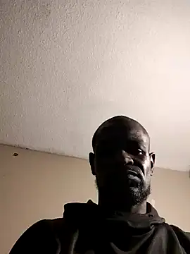 Snapshot of Maculine_Stayr chatting on January 12, 2025, 12:33 pm Maculine Stayr online show from January 12, 2025, 12:33 pm