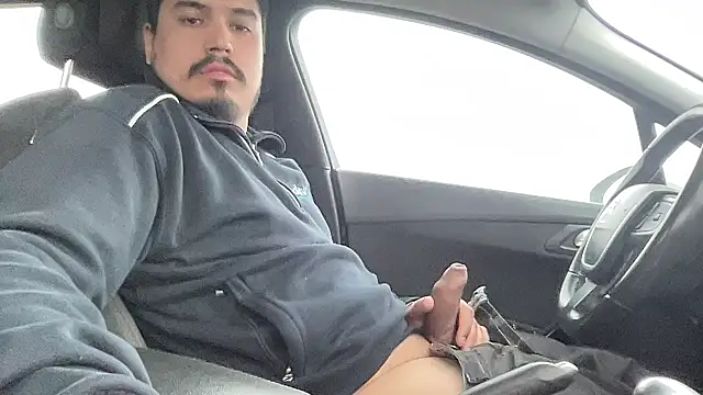 fernan redsxxx online show from April 14, 2026, 4:56 pm