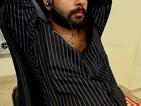 SHENOY3 online show from May 30, 2026, 10:48 pm