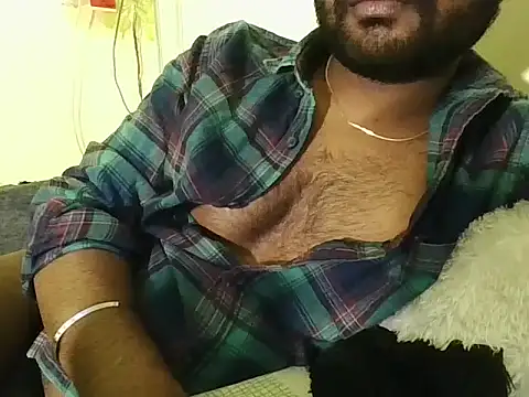 SHENOY3 online show from March 18, 2025, 7:22 pm