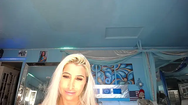 Snapshot of ADRIANNA_FOX chatting on March 7, 2025, 2:25 am ADRIANNA FOX online show from March 7, 2025, 2:25 am