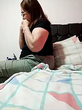 Vicky Rosse online show from February 5, 2026, 9:54 pm