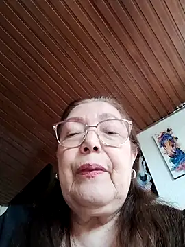Snapshot of Vicky_Rosse chatting on May 22, 2026, 8:07 pm Vicky Rosse online show from May 22, 2026, 8:07 pm