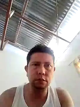 Lachuchaenlacara1988 online show from February 2, 2025, 4:00 pm