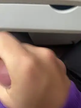 logus9999 online show from November 14, 2025, 7:56 am