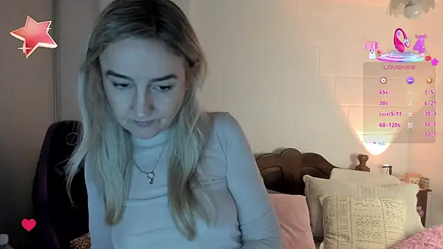1Sweetnina online show from May 19, 2026, 9:44 pm