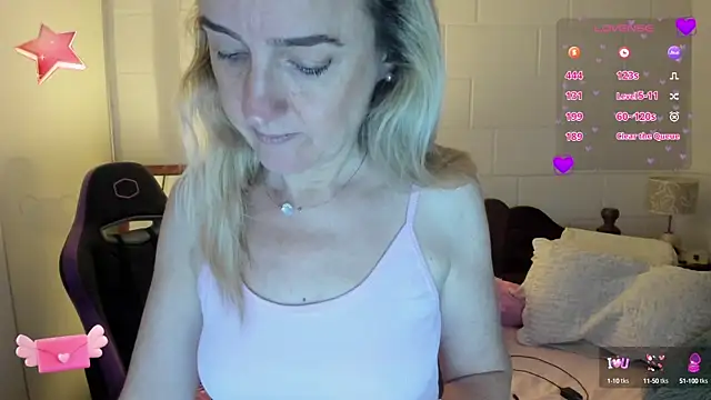 Snapshot of 1Sweetnina chatting on February 19, 2025, 11:25 pm 1Sweetnina online show from February 19, 2025, 11:25 pm