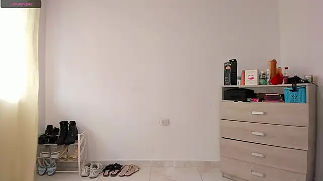 andrea hills online show from January 9, 2025, 4:06 pm