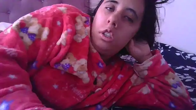 annarose19 online show from October 24, 2025, 5:34 pm