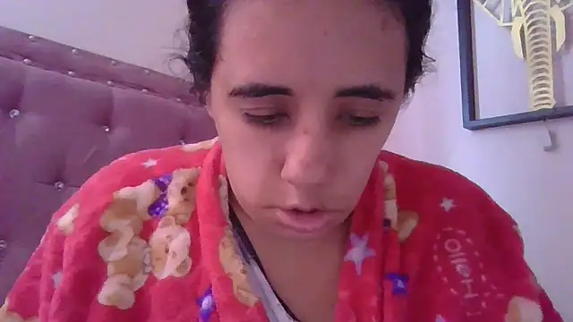 annarose19 online show from March 18, 2025, 8:37 pm