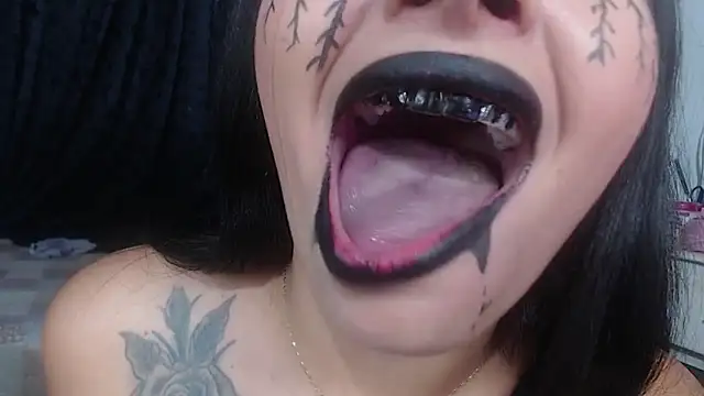 Sharlottee online show from January 30, 2025, 4:06 am