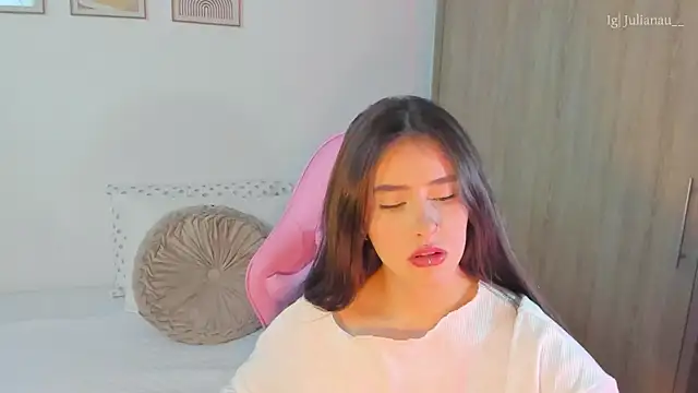 iriswest  online show from March 7, 2025, 2:04 am