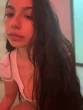 Snapshot of LoveLillyy chatting on March 21, 2025, 1:34 am LoveLillyy online show from March 21, 2025, 1:34 am