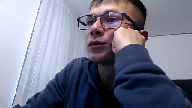 Snapshot of MathewCollin chatting on March 20, 2025, 3:47 pm MathewCollin online show from March 20, 2025, 3:47 pm