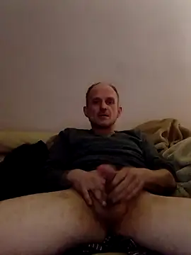 Andytje1234 online show from December 2, 2025, 2:08 pm