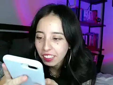 babyluna 8 8 online show from December 12, 2024, 12:05 am