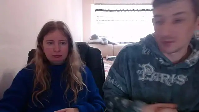 Snapshot of PeterAndJen chatting on March 17, 2025, 10:27 am PeterAndJen online show from March 17, 2025, 10:27 am