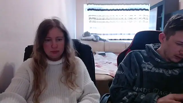 Snapshot of PeterAndJen chatting on March 20, 2025, 6:30 am PeterAndJen online show from March 20, 2025, 6:30 am