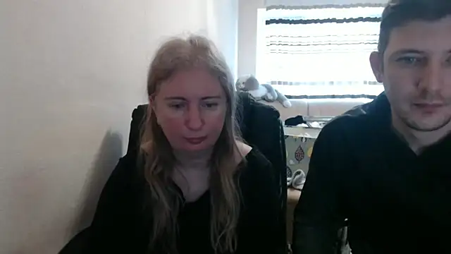 PeterAndJen online show from April 5, 2026, 6:09 am