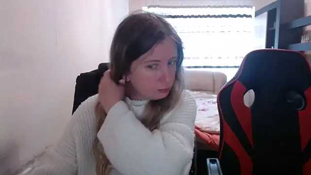 Snapshot of PeterAndJen chatting on March 21, 2025, 9:34 am PeterAndJen online show from March 21, 2025, 9:34 am