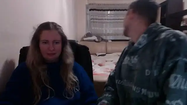 Snapshot of PeterAndJen chatting on March 17, 2025, 9:24 pm PeterAndJen online show from March 17, 2025, 9:24 pm