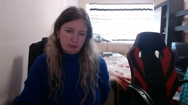 Snapshot of PeterAndJen chatting on March 15, 2025, 1:07 pm PeterAndJen online show from March 15, 2025, 1:07 pm
