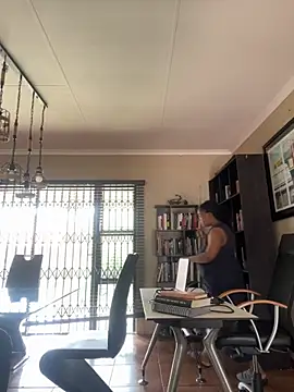 Sexy-Bubbles online show from October 27, 2025, 9:10 am