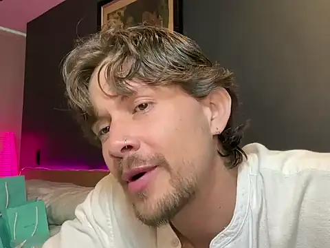 Snapshot of mcklister_kinky_feets chatting on February 20, 2026, 6:21 pm mcklister kinky feets online show from February 20, 2026, 6:21 pm