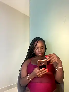 PRIMAGODDESS online show from November 30, 2025, 5:41 am