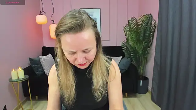 GabrielGold online show from December 12, 2024, 8:10 pm