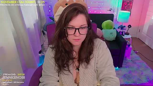 Snapshot of JennKenobi chatting on November 17, 2025, 3:27 pm JennKenobi online show from November 17, 2025, 3:27 pm