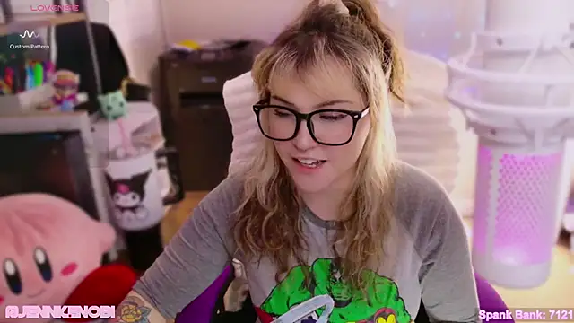 Snapshot of JennKenobi chatting on February 27, 2025, 4:10 pm JennKenobi online show from February 27, 2025, 4:10 pm