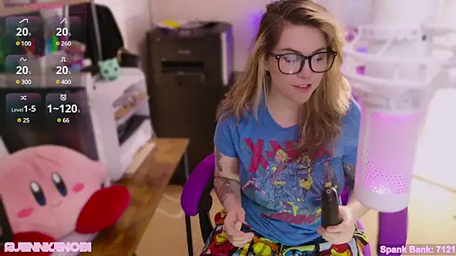 Snapshot of JennKenobi chatting on February 27, 2025, 12:25 am JennKenobi online show from February 27, 2025, 12:25 am