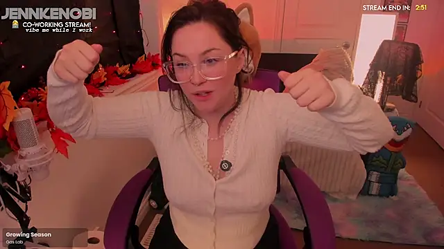 Snapshot of JennKenobi chatting on September 29, 2025, 2:44 pm JennKenobi online show from September 29, 2025, 2:44 pm