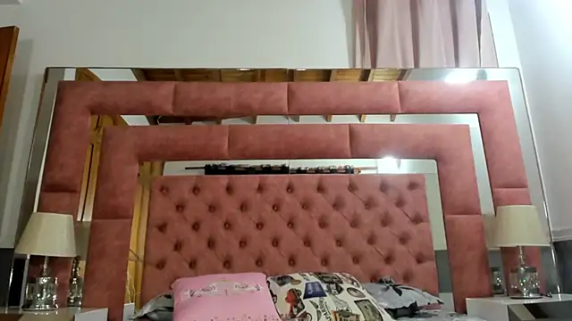 briana wonder69xxx online show from October 7, 2025, 9:27 pm