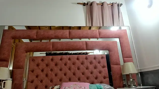 briana wonder69xxx online show from October 10, 2025, 9:37 pm