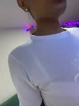 angelica af online show from December 5, 2024, 11:34 pm