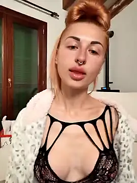 Snapshot of kylie_blck chatting on March 16, 2025, 4:41 am kylie blck online show from March 16, 2025, 4:41 am
