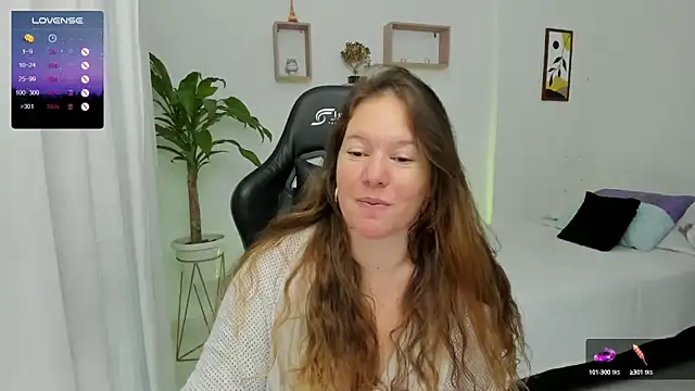 Snapshot of tamy_shine87 chatting on March 3, 2025, 5:16 am tamy shine87 online show from March 3, 2025, 5:16 am