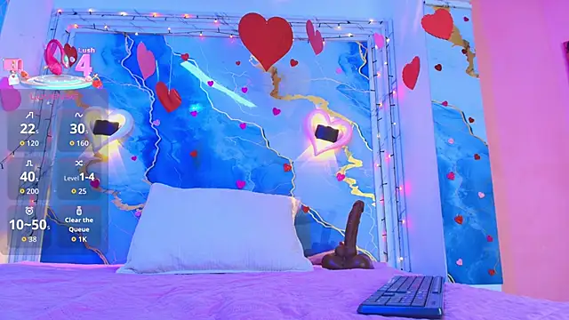 lorrayne  online show from February 14, 2026, 12:16 pm