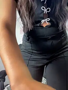 Snapshot of Ambar_pe_ chatting on February 11, 2026, 12:43 am Ambar pe online show from February 11, 2026, 12:43 am