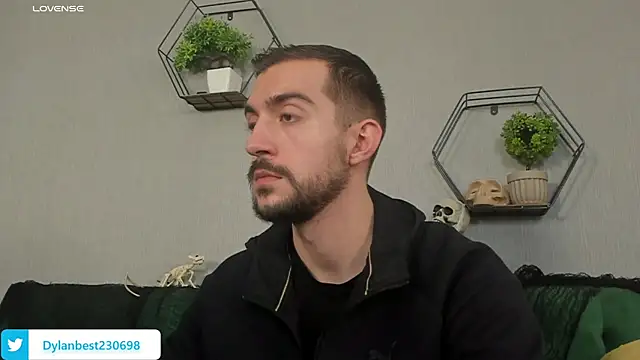 Dylan Best online show from October 16, 2025, 12:19 am