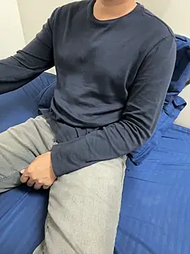 Snapshot of Arjun78877 chatting on December 18, 2025, 7:29 pm Arjun78877 online show from December 18, 2025, 7:29 pm